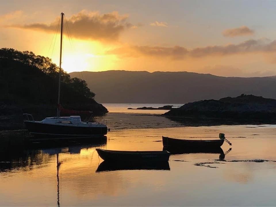 Duirinish Pods With Private Hot Tubs And Duirinish Bothy With No Hot Tub Villa Plockton Exterior photo